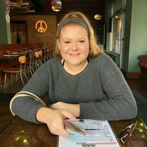 Meet your Posher, Marie